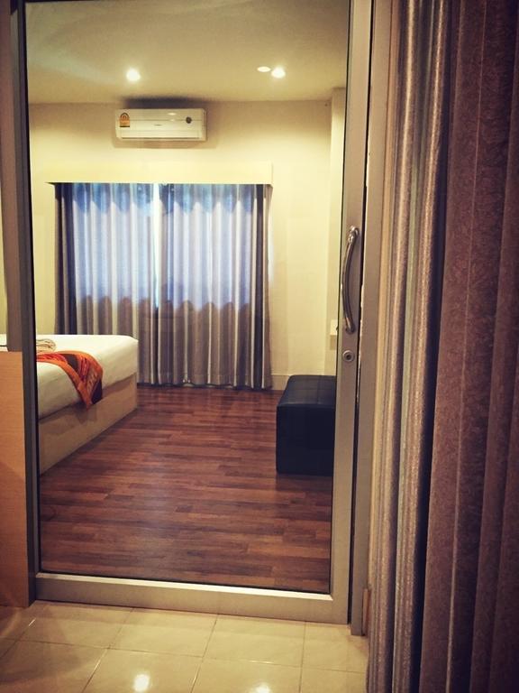 P-Residence Hat Yai Esterno foto