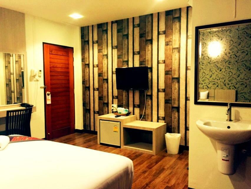 P-Residence Hat Yai Esterno foto