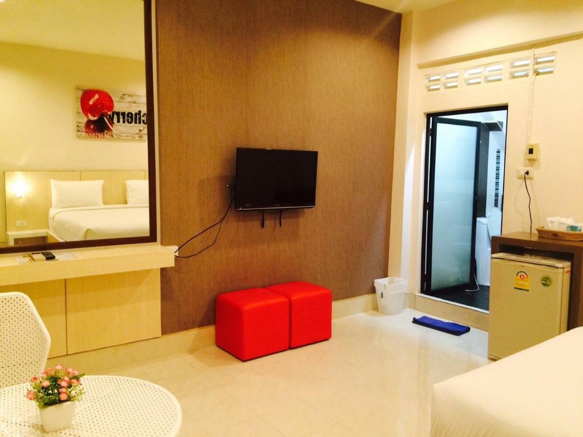 P-Residence Hat Yai Esterno foto